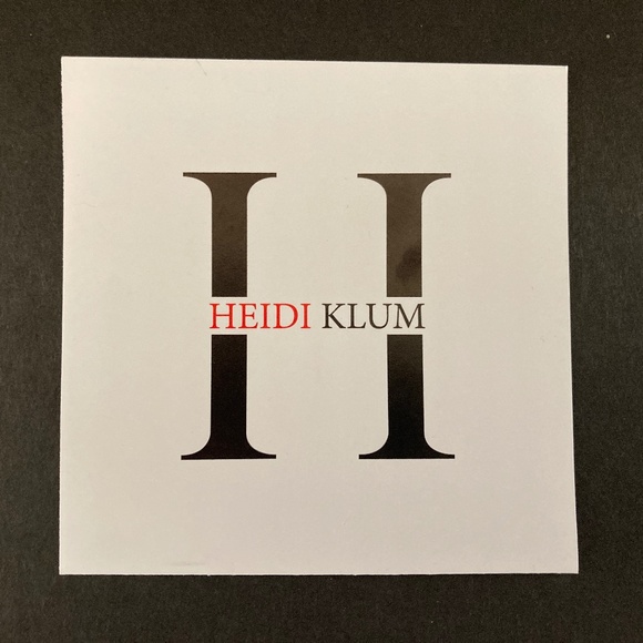 Heidi Klum Sterling & 18K Clad Clover Necklace/20" Black Cord/NEW!!! - Picture 3 of 3